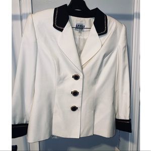 Morgan Miller 2-pc Garment